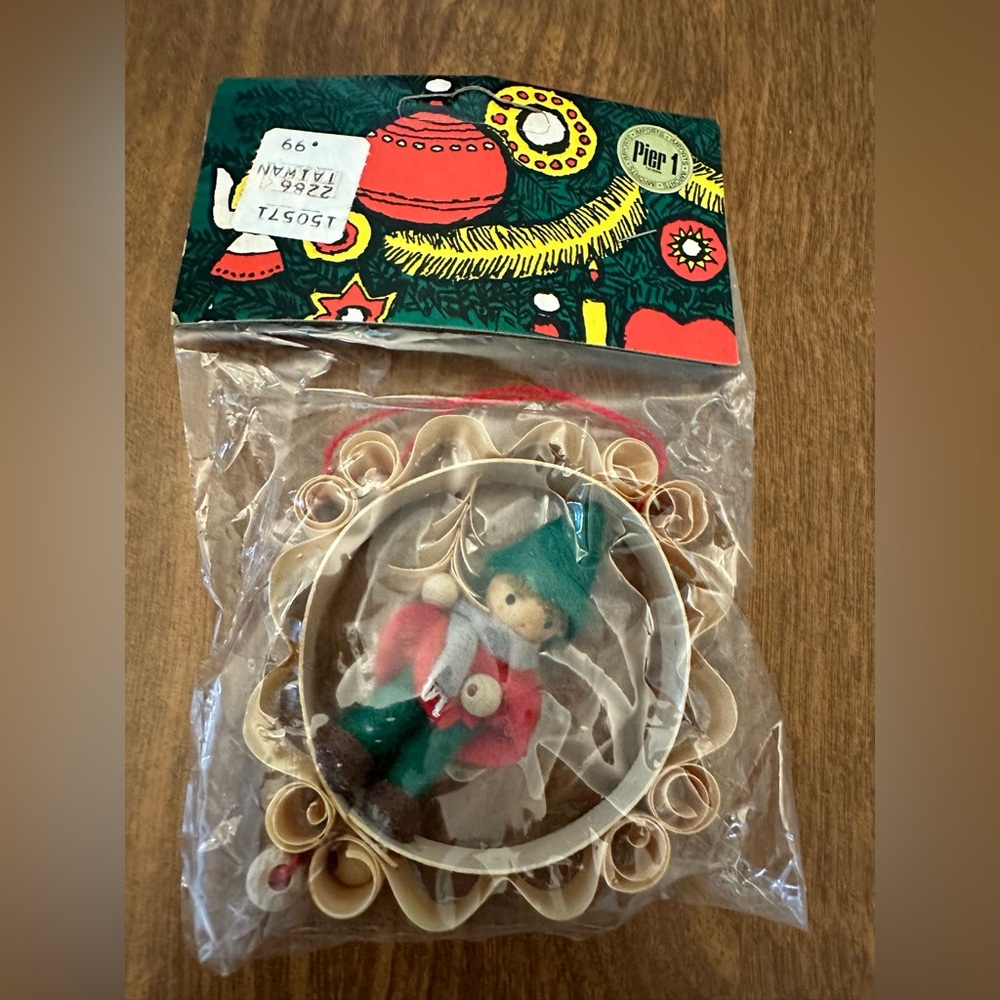 Pier One Ornament Wooden Holiday Christmas Child Winter 3” NOS 90’s Vintage Boho